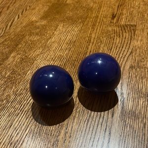 Lovevery Opposites balls - from The Thinker Playkit